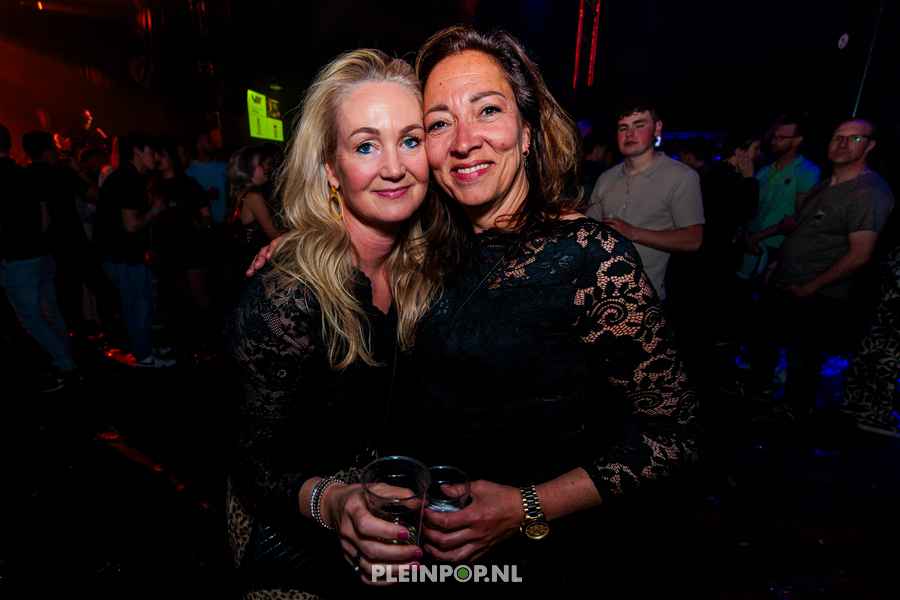 Publiek Bewerkt    (103)